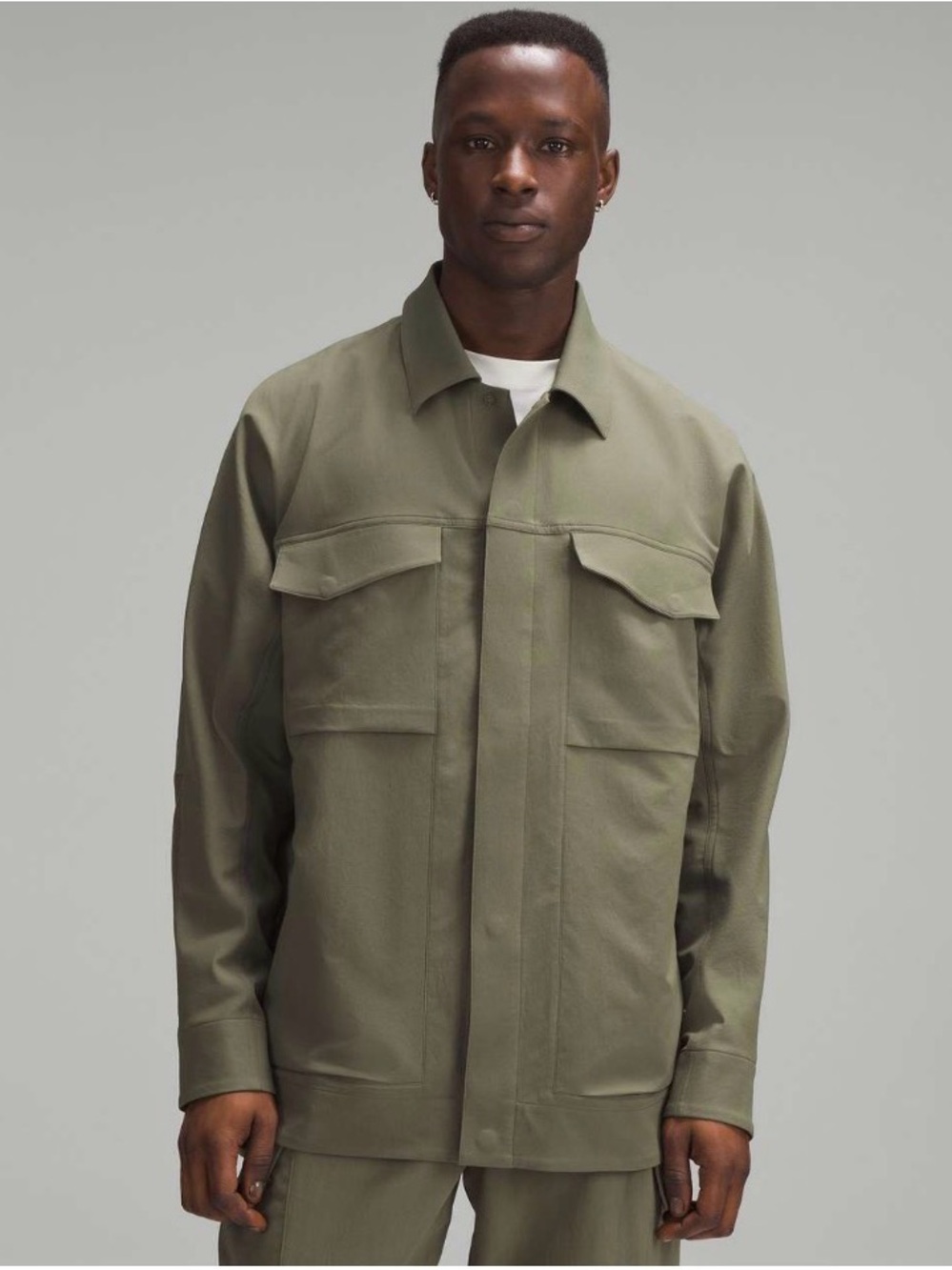 Lululemon Cargo Pocket Shirt Jacket
Medium Olive Small